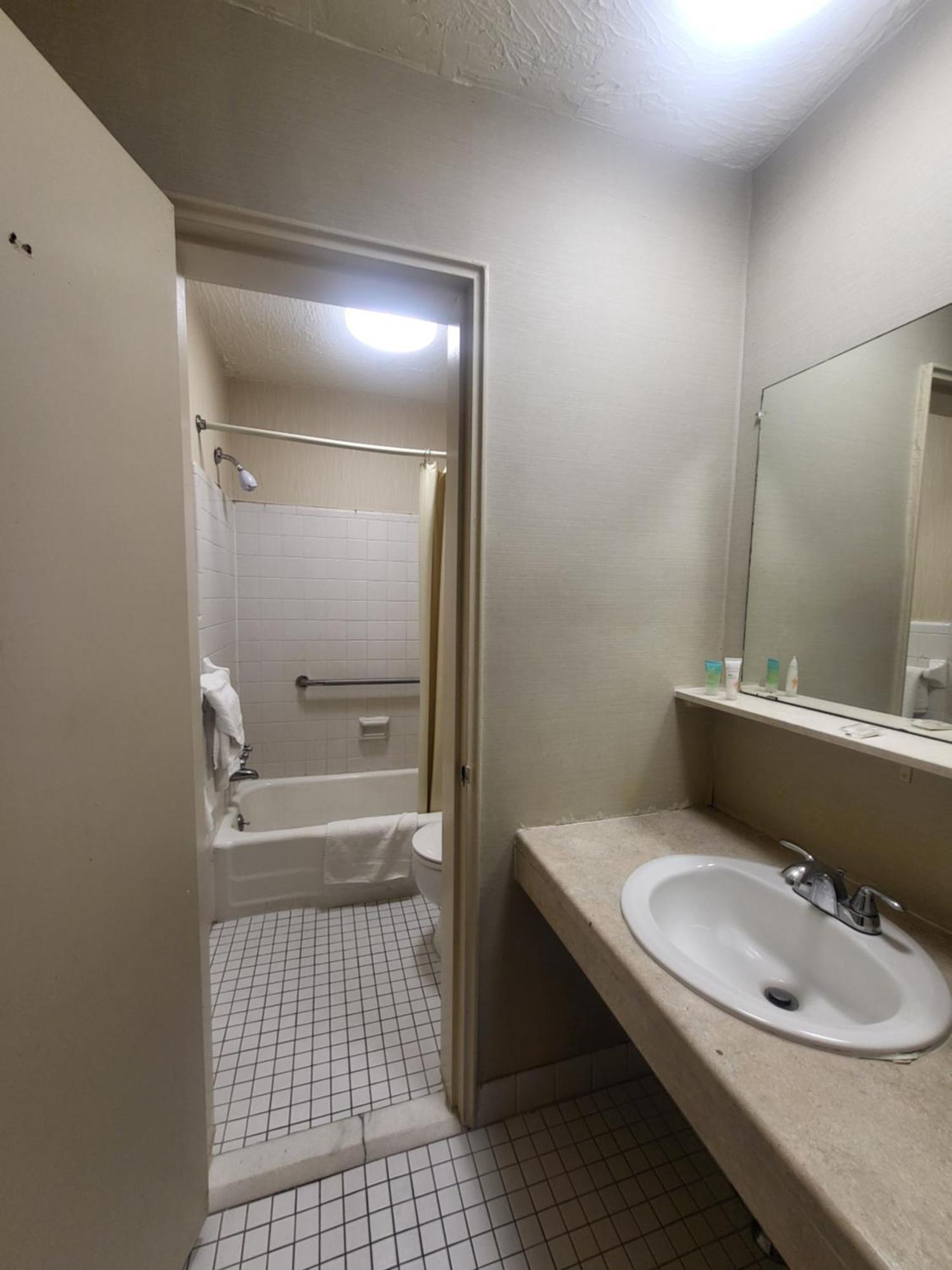 Roosevelt Inn At Roosevelt Blvd, Philadelphia, Pa エクステリア 写真